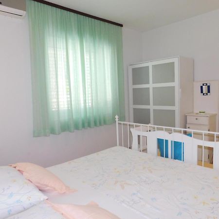 מאקרסקה Apartment Dalmatia Ketty מראה חיצוני תמונה