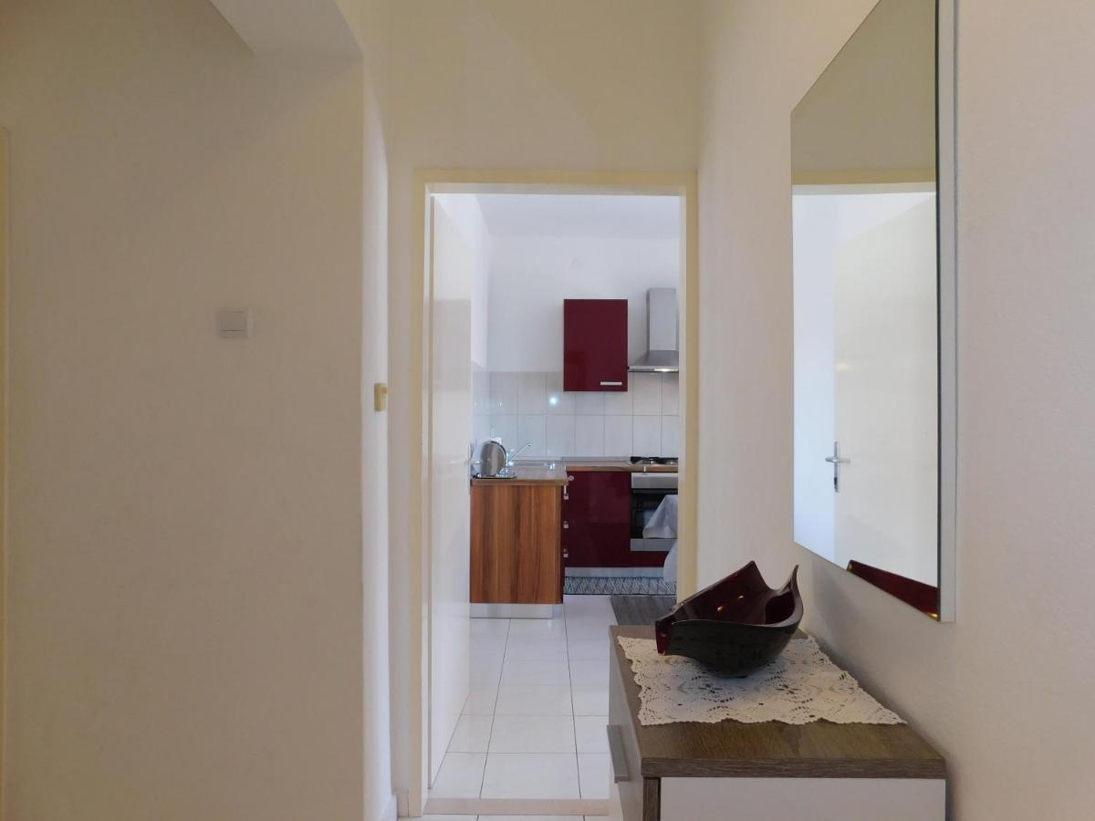 מאקרסקה Apartment Dalmatia Ketty מראה חיצוני תמונה