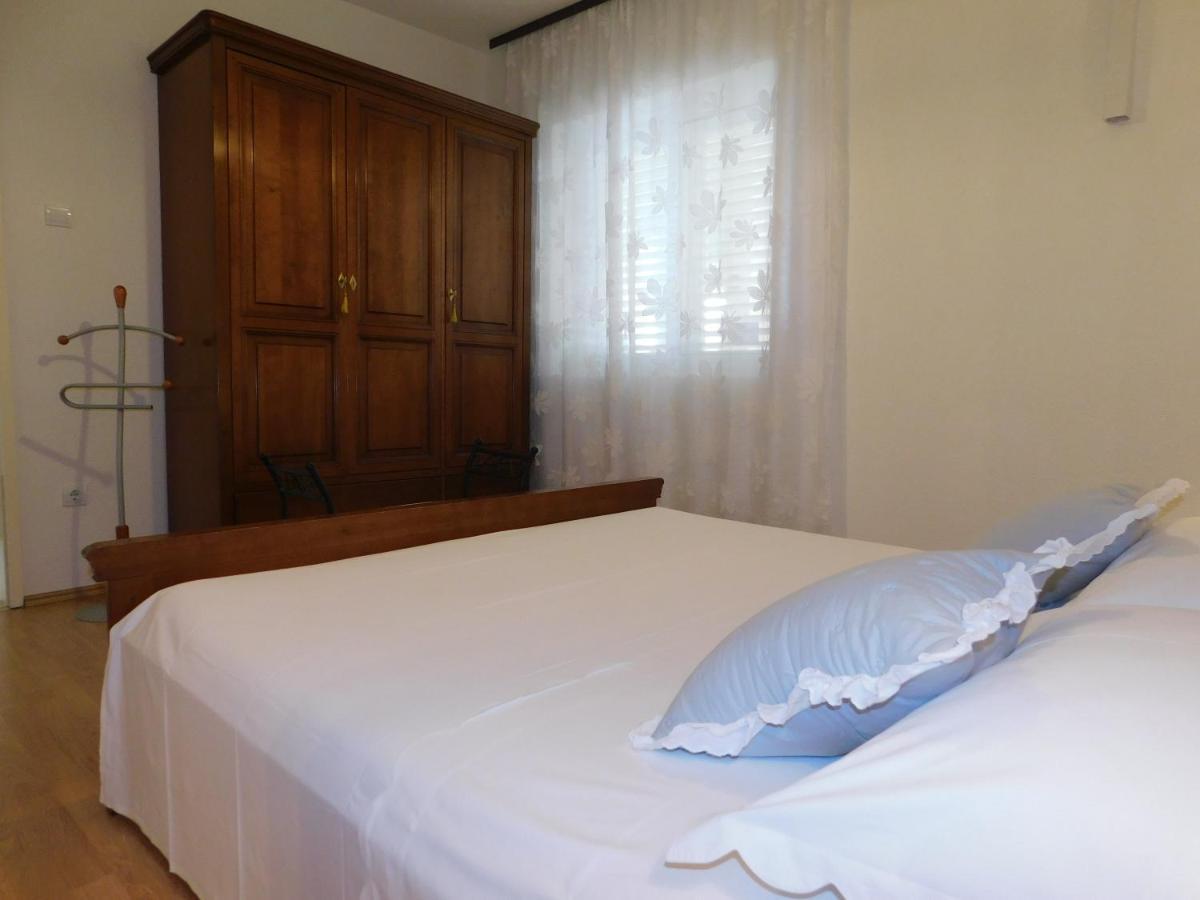 מאקרסקה Apartment Dalmatia Ketty מראה חיצוני תמונה