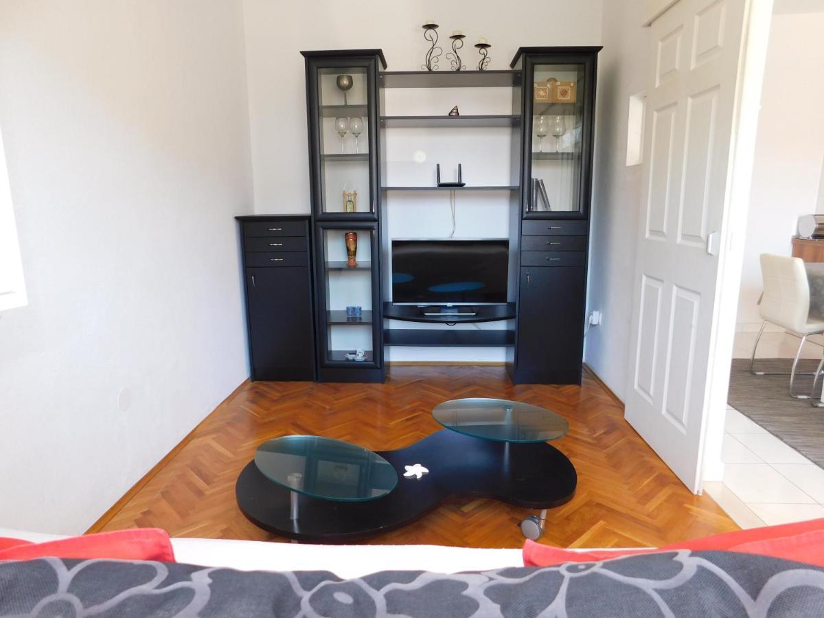 מאקרסקה Apartment Dalmatia Ketty מראה חיצוני תמונה