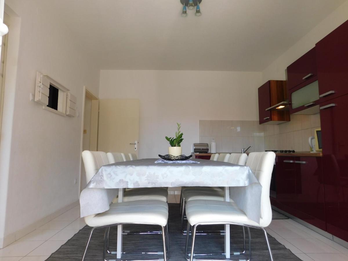 מאקרסקה Apartment Dalmatia Ketty מראה חיצוני תמונה